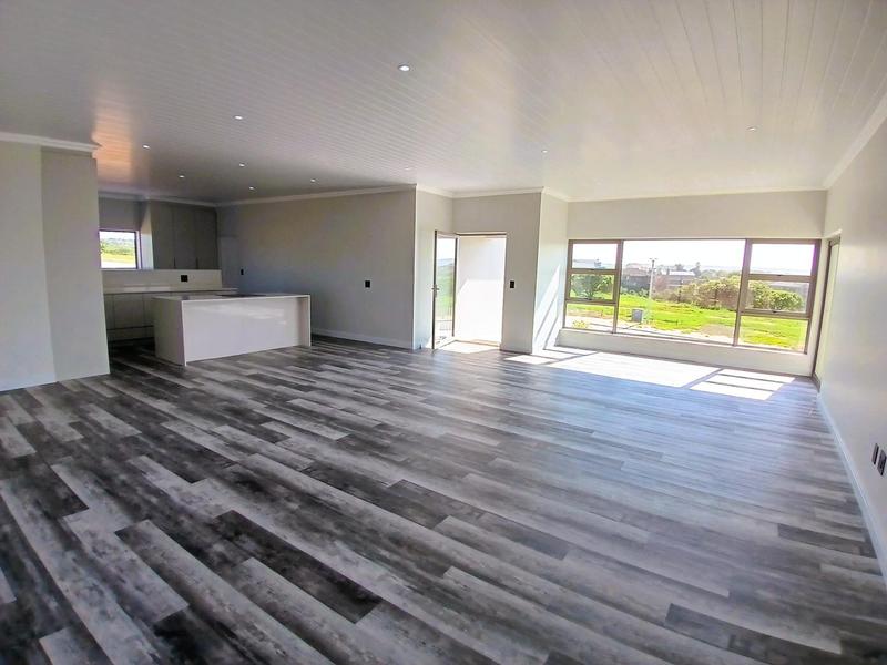 3 Bedroom Property for Sale in Stilbaai Wes Western Cape